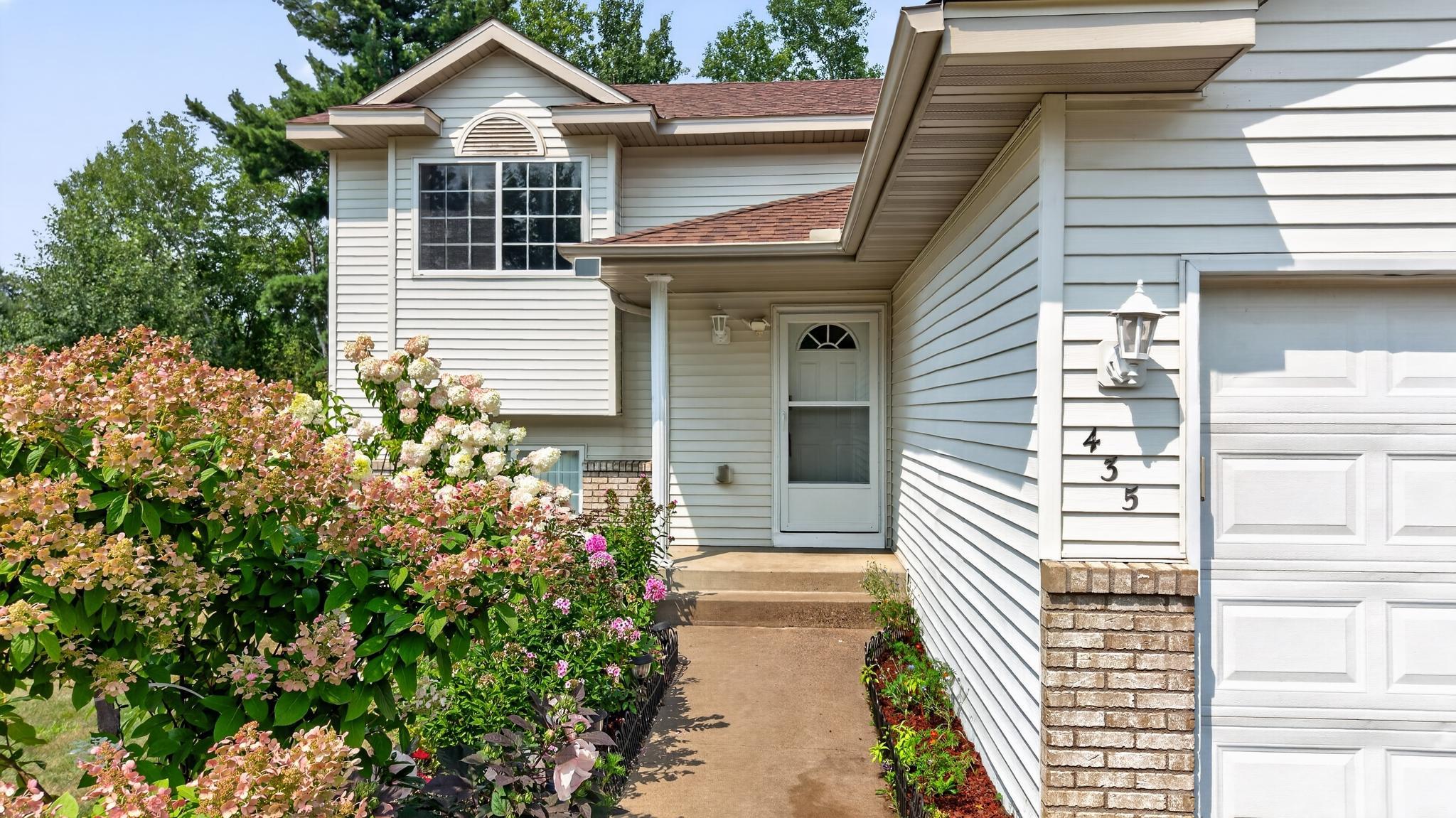 435 8th Avenue NE, Pine City MN 55063