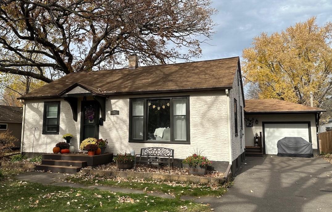 1204 2nd Street N, Princeton MN 55371
