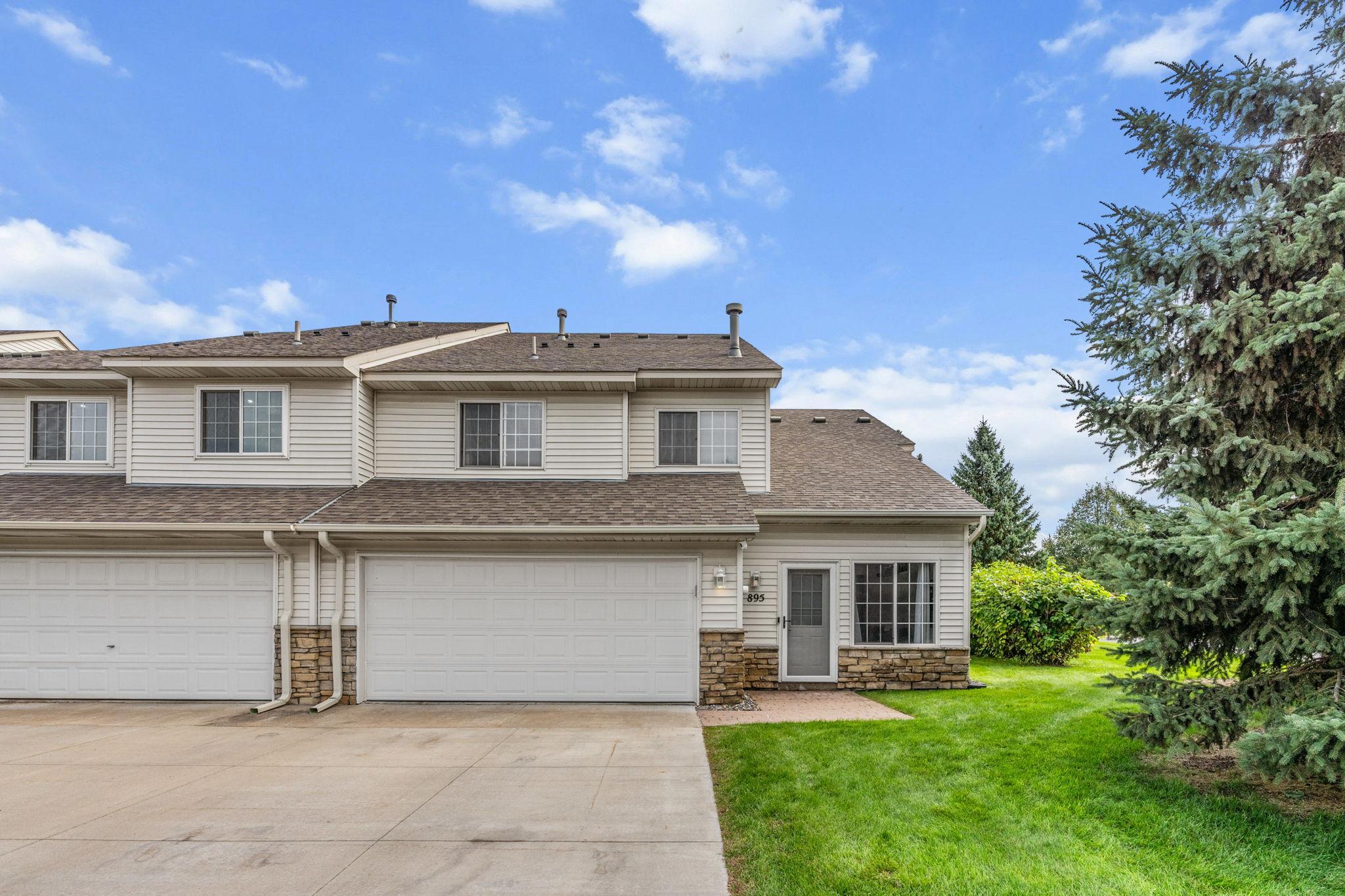 895 Ferdinand Drive, Shakopee MN 55379