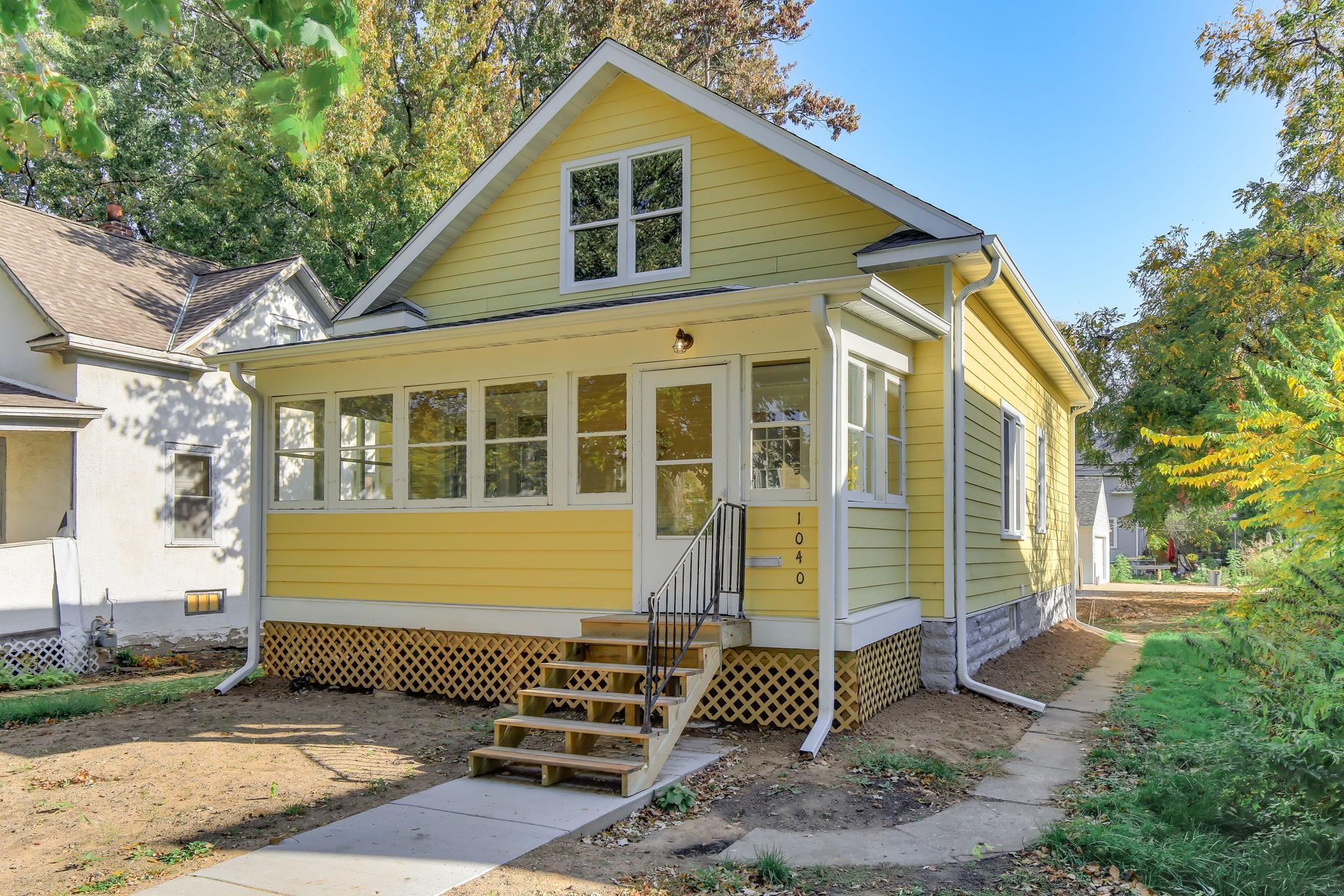 1040 24th Avenue SE, Minneapolis MN 55414