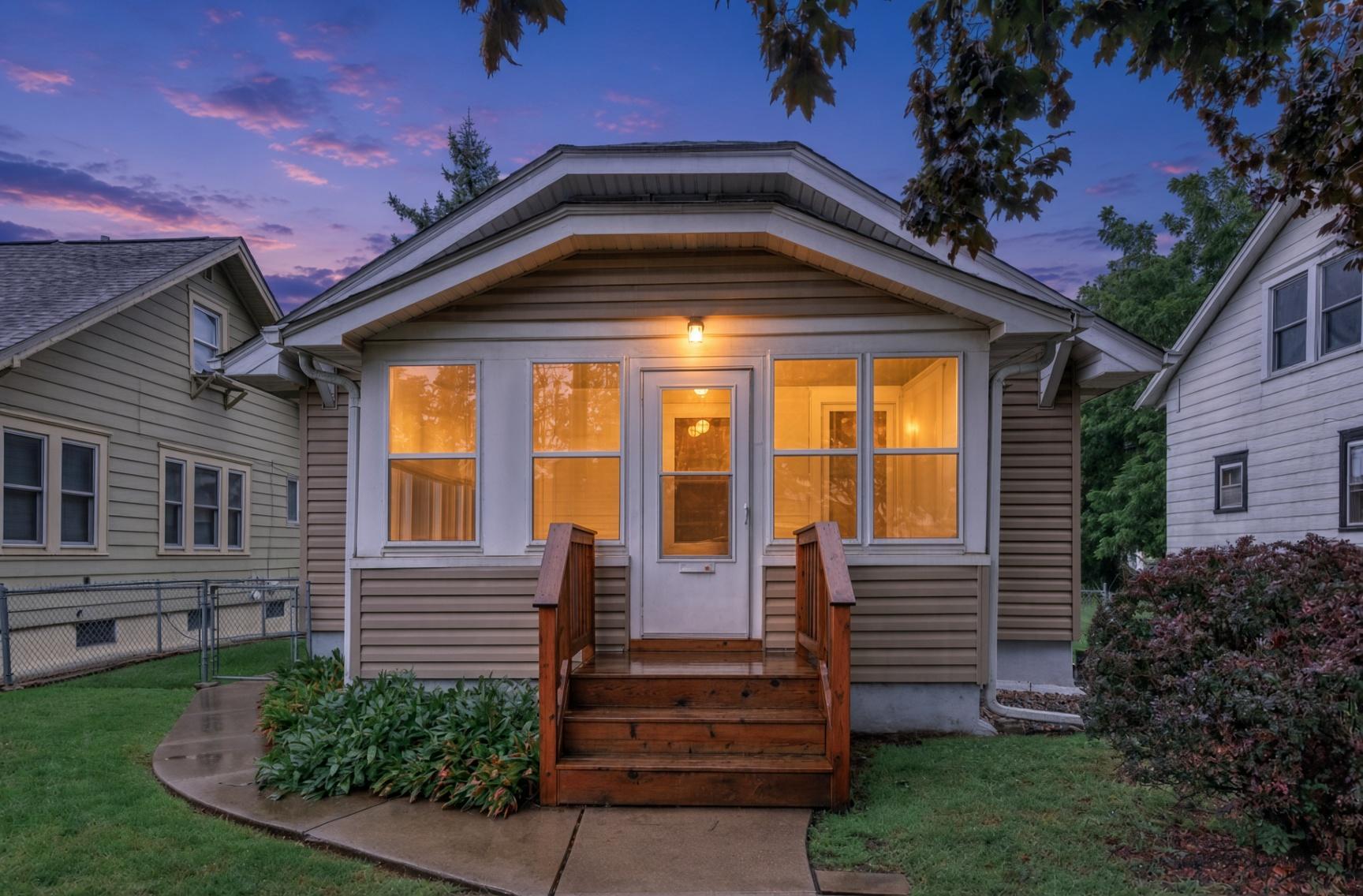 300 Van Buren Avenue, Saint Paul MN 55103