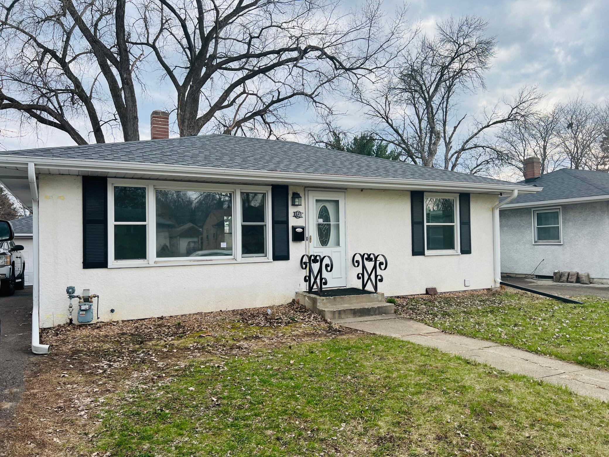 1730 California Avenue E, Saint Paul MN 55106