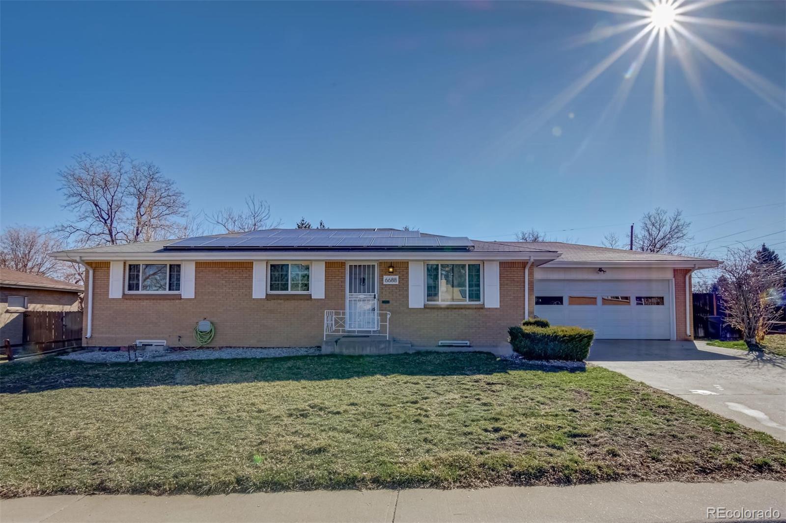 6688 S Wellington Court, Centennial CO 80121