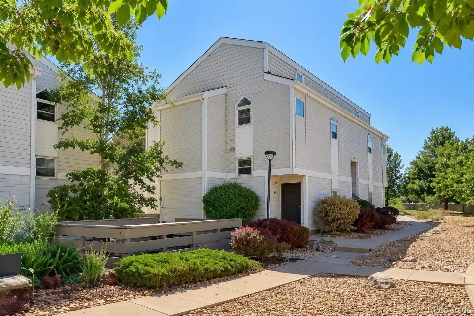 11105 E Alameda Avenue Unit 202, Aurora CO 80012