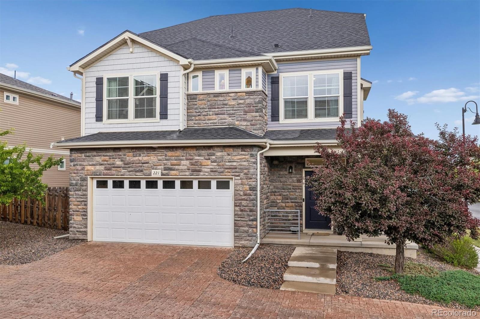 221 S Oak Hill Street, Aurora CO 80018
