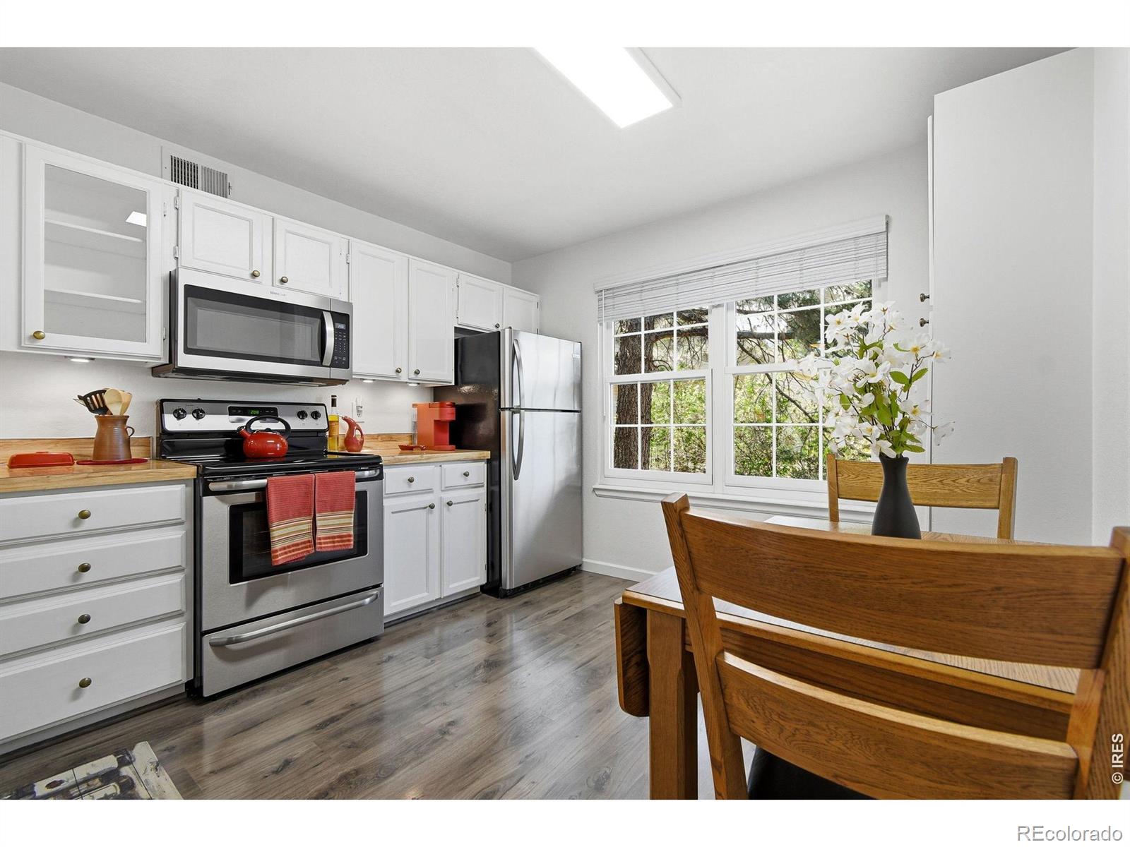 965 S Miller Street Unit 201, Lakewood CO 80226