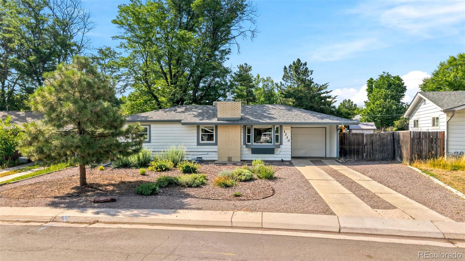 1330 S Ivanhoe Way, Denver CO 80224