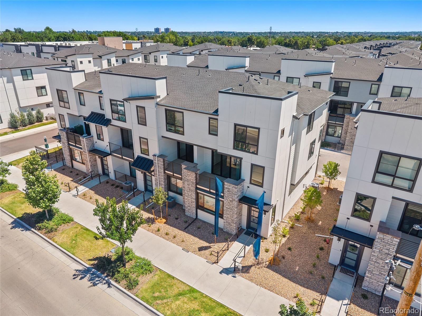 2078 S Holly Street Unit 4, Denver CO 80222