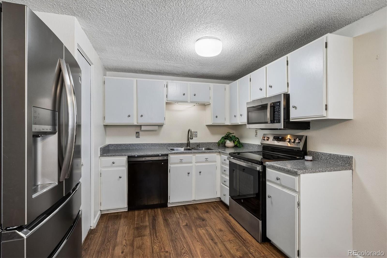 1723 Robb Street Unit 14, Lakewood CO 80215