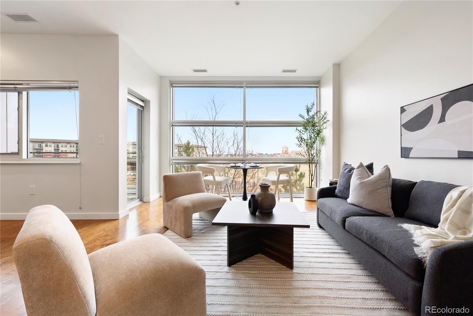 2958 Syracuse Street Unit 306, Denver CO 80238