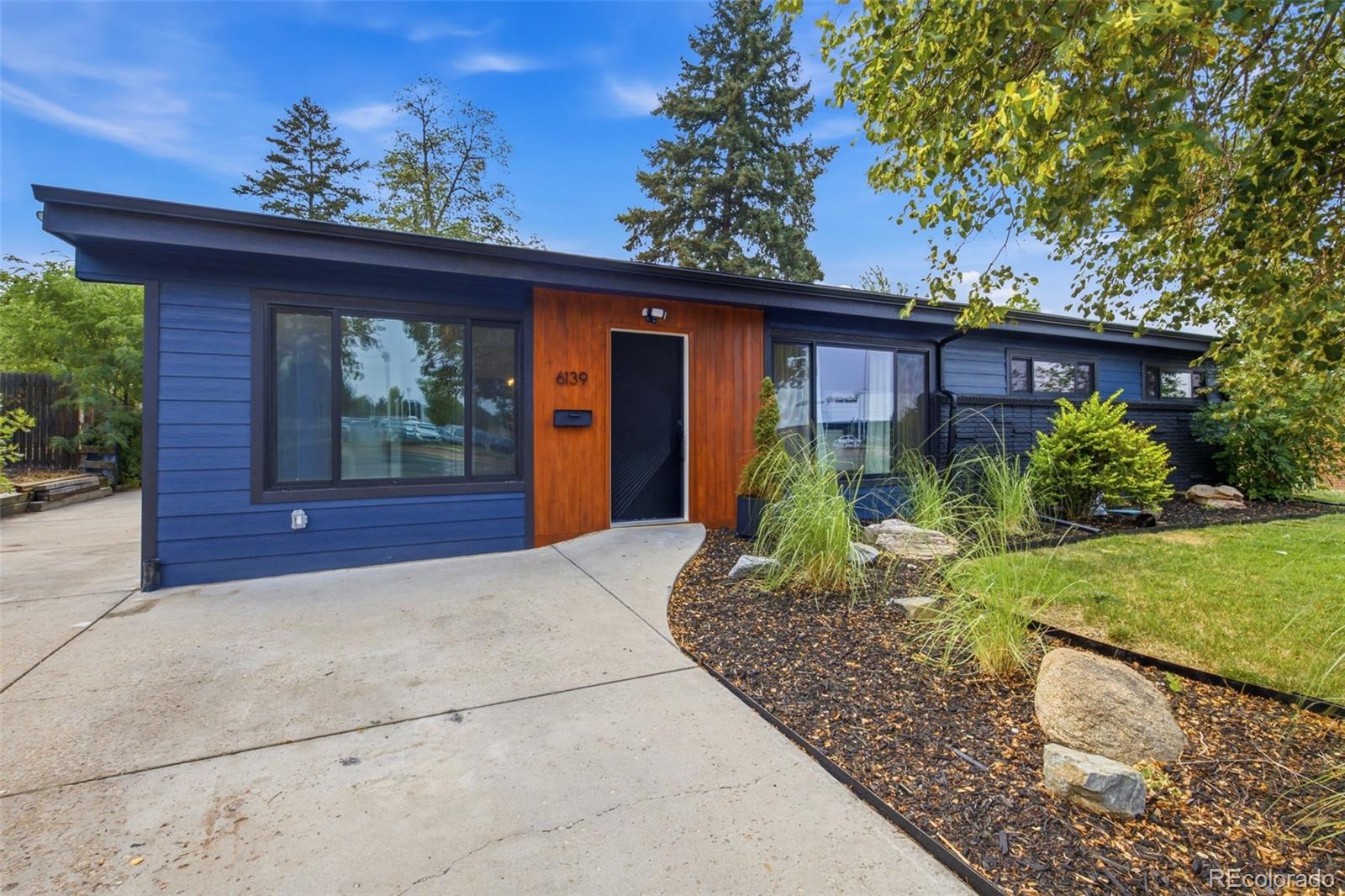 6139 S Broadway, Littleton CO 80121