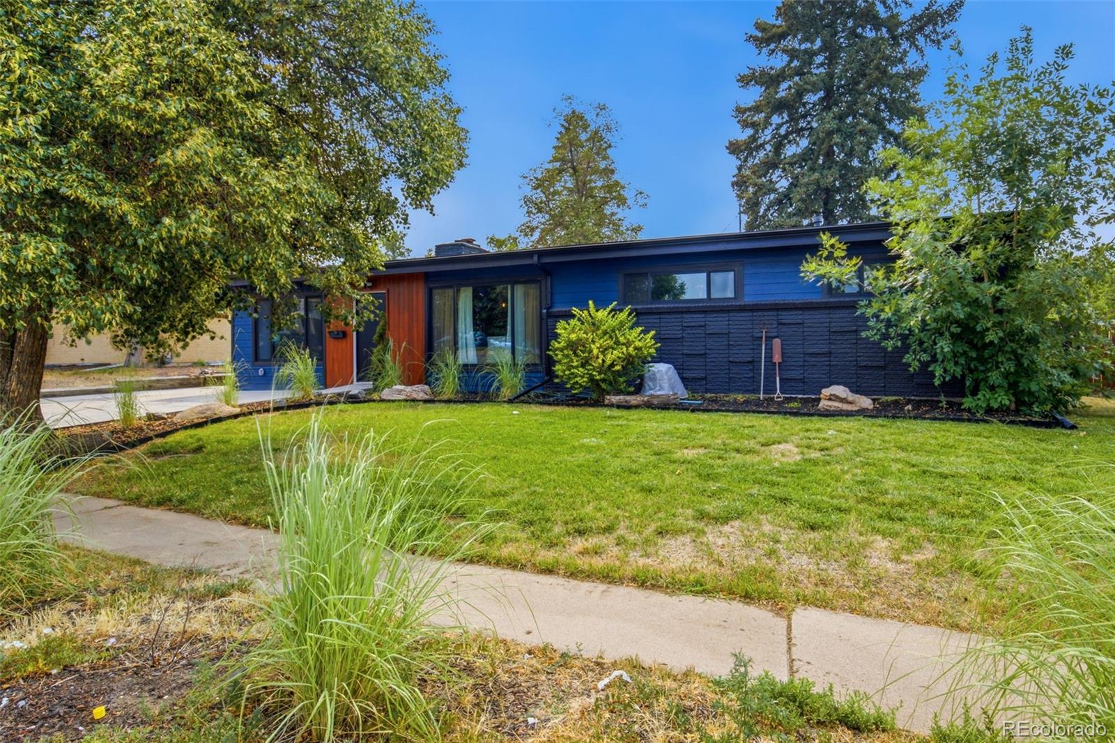 6139 S Broadway, Littleton CO 80121