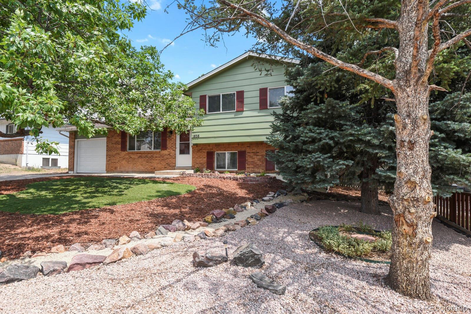 1835 Winnebago Road, Colorado Springs CO 80915