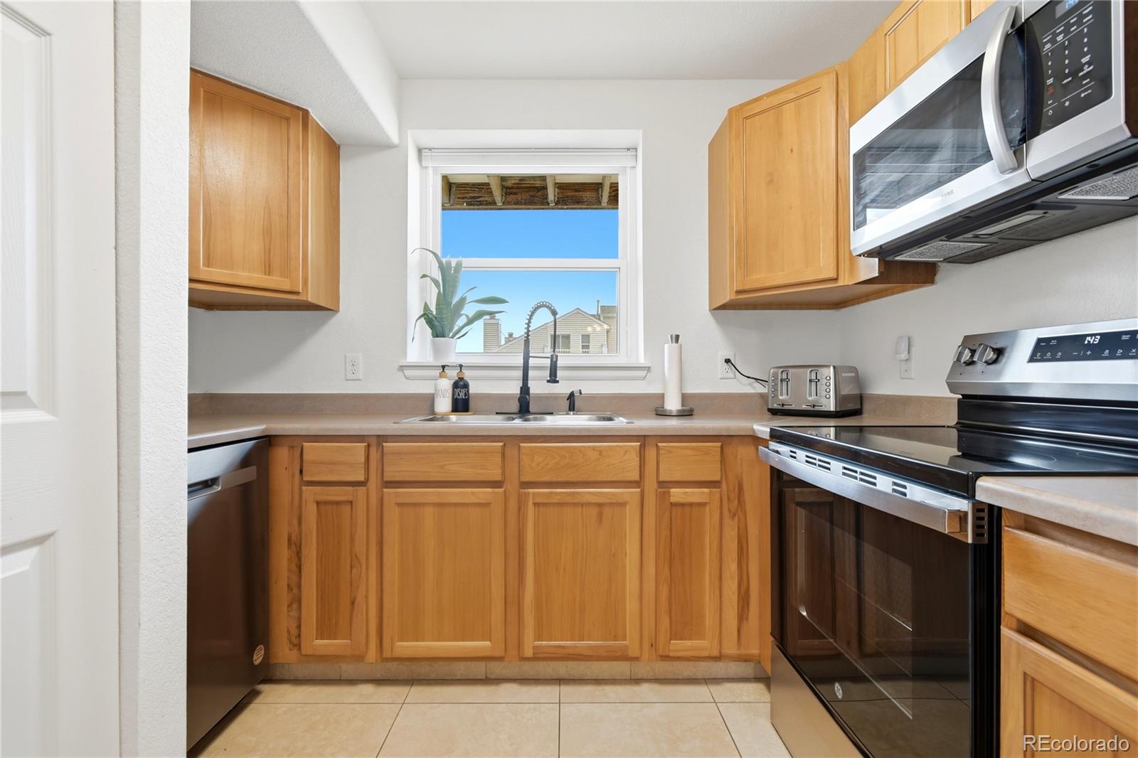 17285 E Ford Drive, Aurora CO 80017