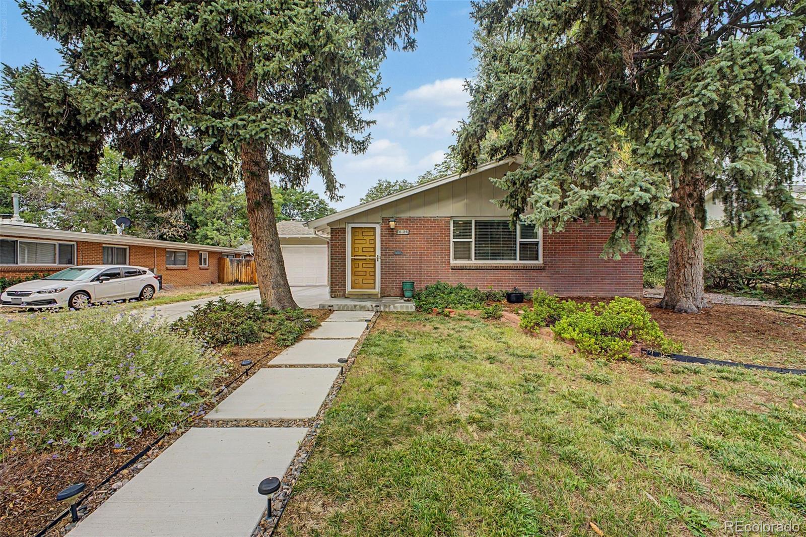 6129 Everett Street, Arvada CO 80004