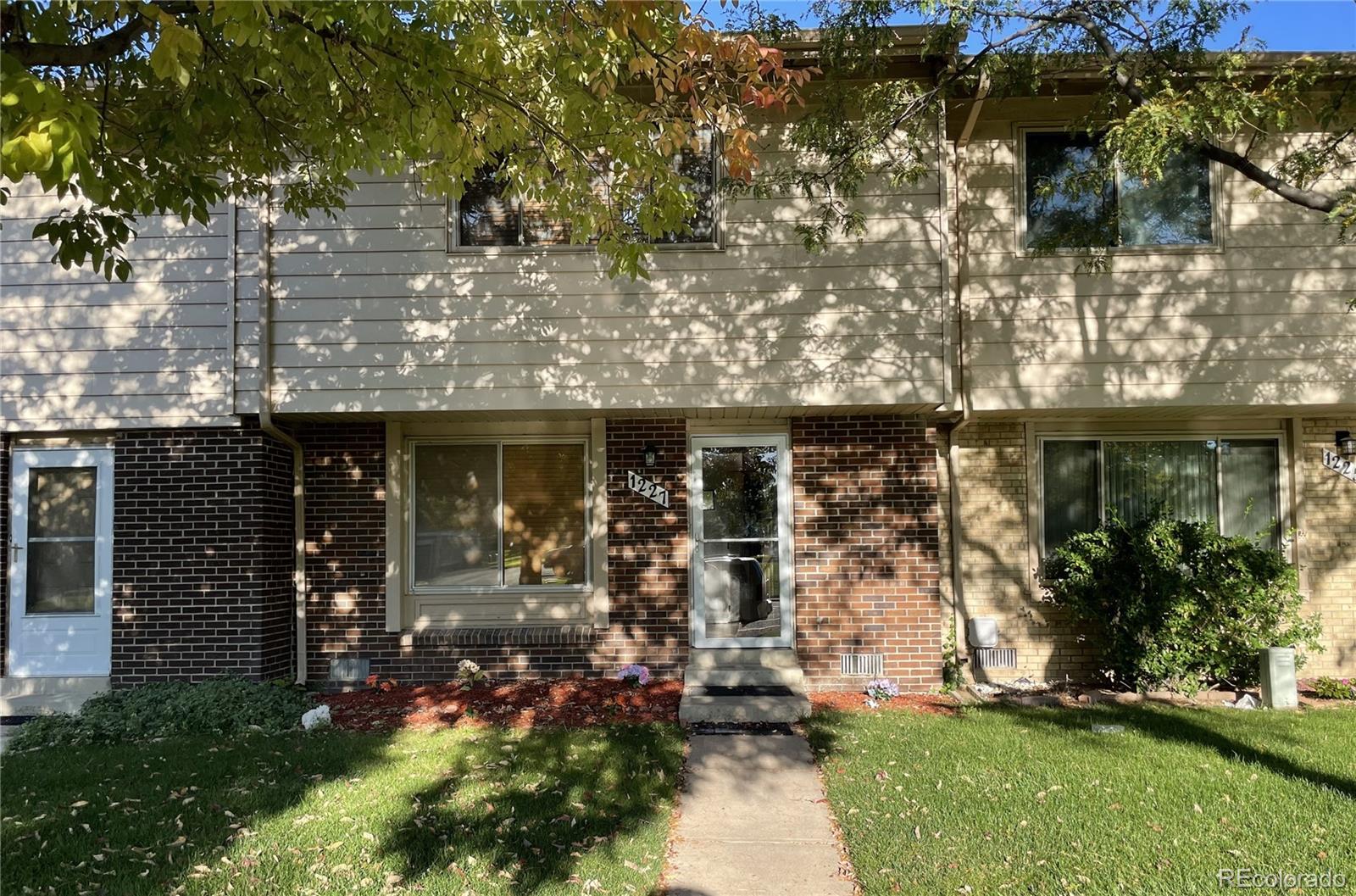 1227 S Uvalda Street, Aurora CO 80012