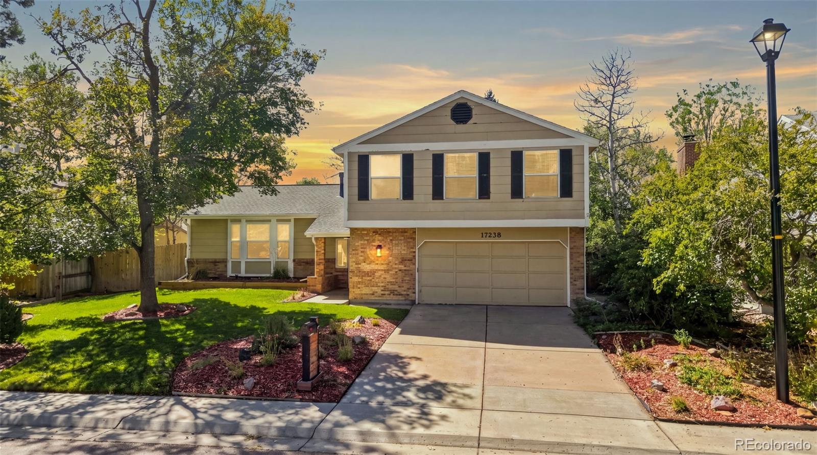 17238 E Berry Place, Aurora CO 80015
