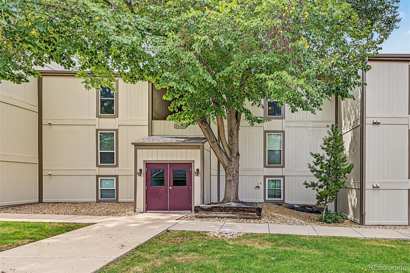 7256 S Xenia Circle Unit F, Centennial CO 80112