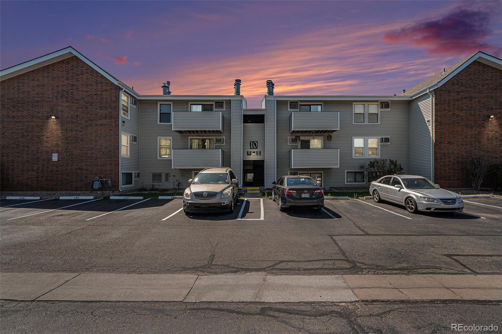 10150 E Virginia Avenue Unit 10-302, Denver CO 80247