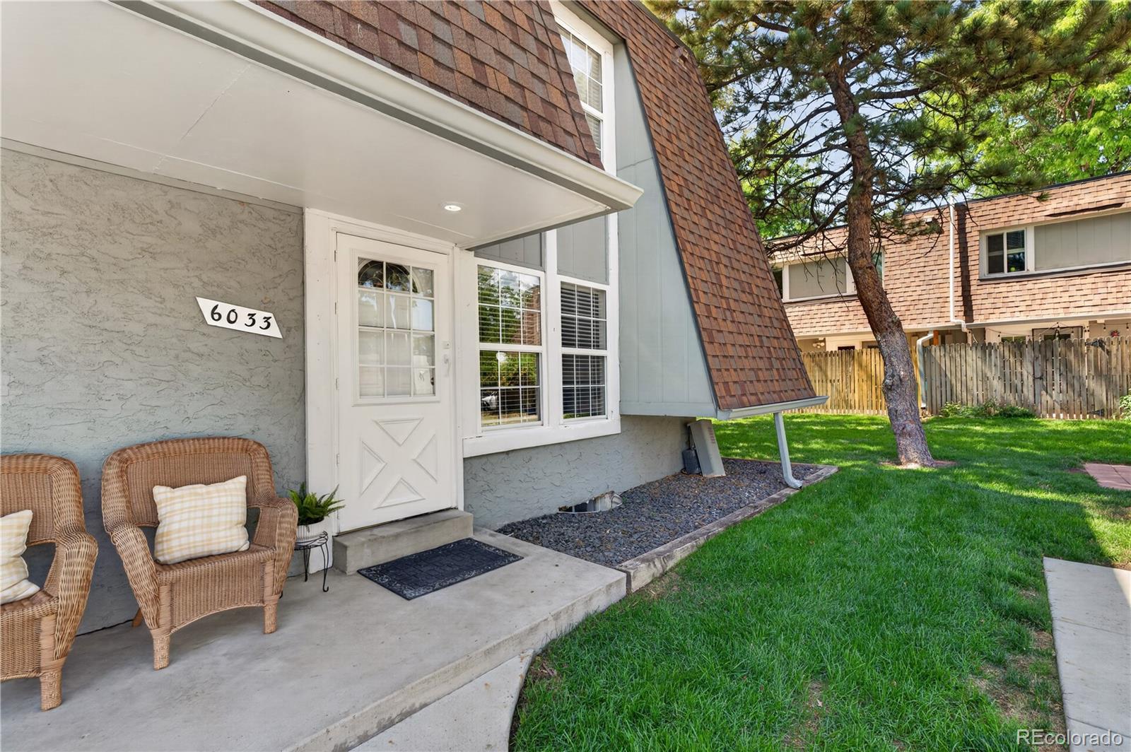 6033 S Sterne Parkway, Littleton CO 80120