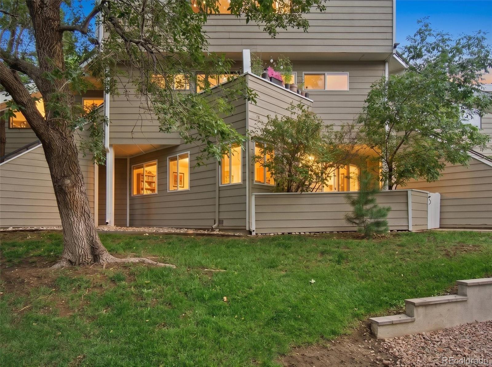 12484 W Nevada Place Unit 105, Lakewood CO 80228