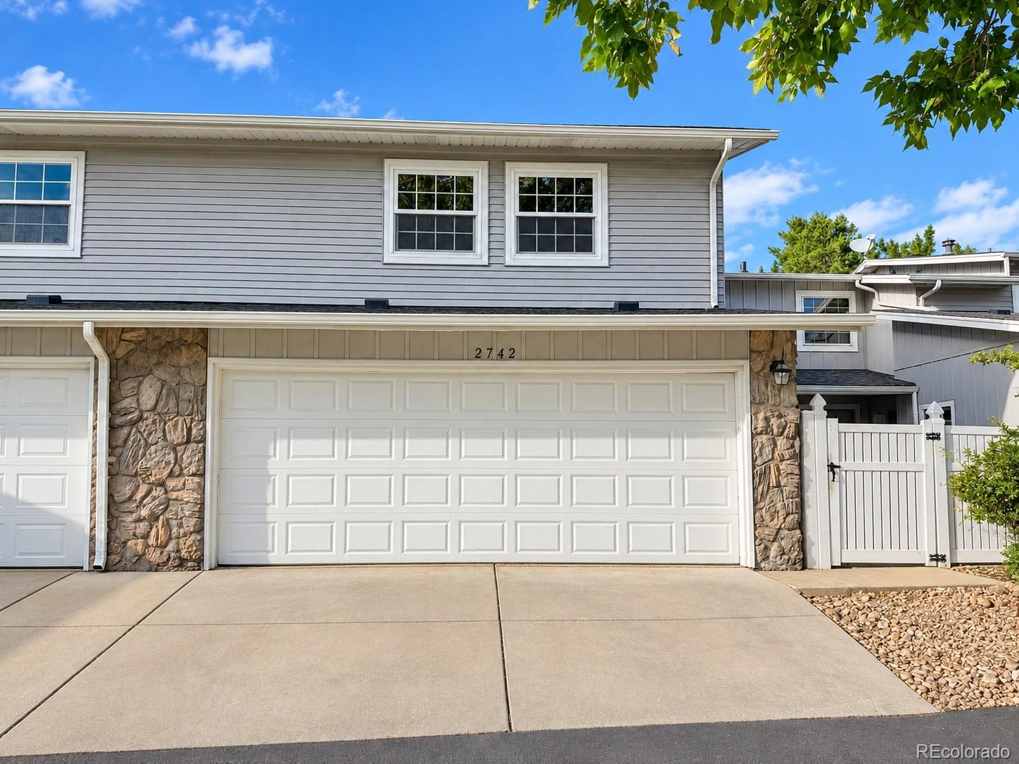 2742 S Xanadu Way, Aurora CO 80014