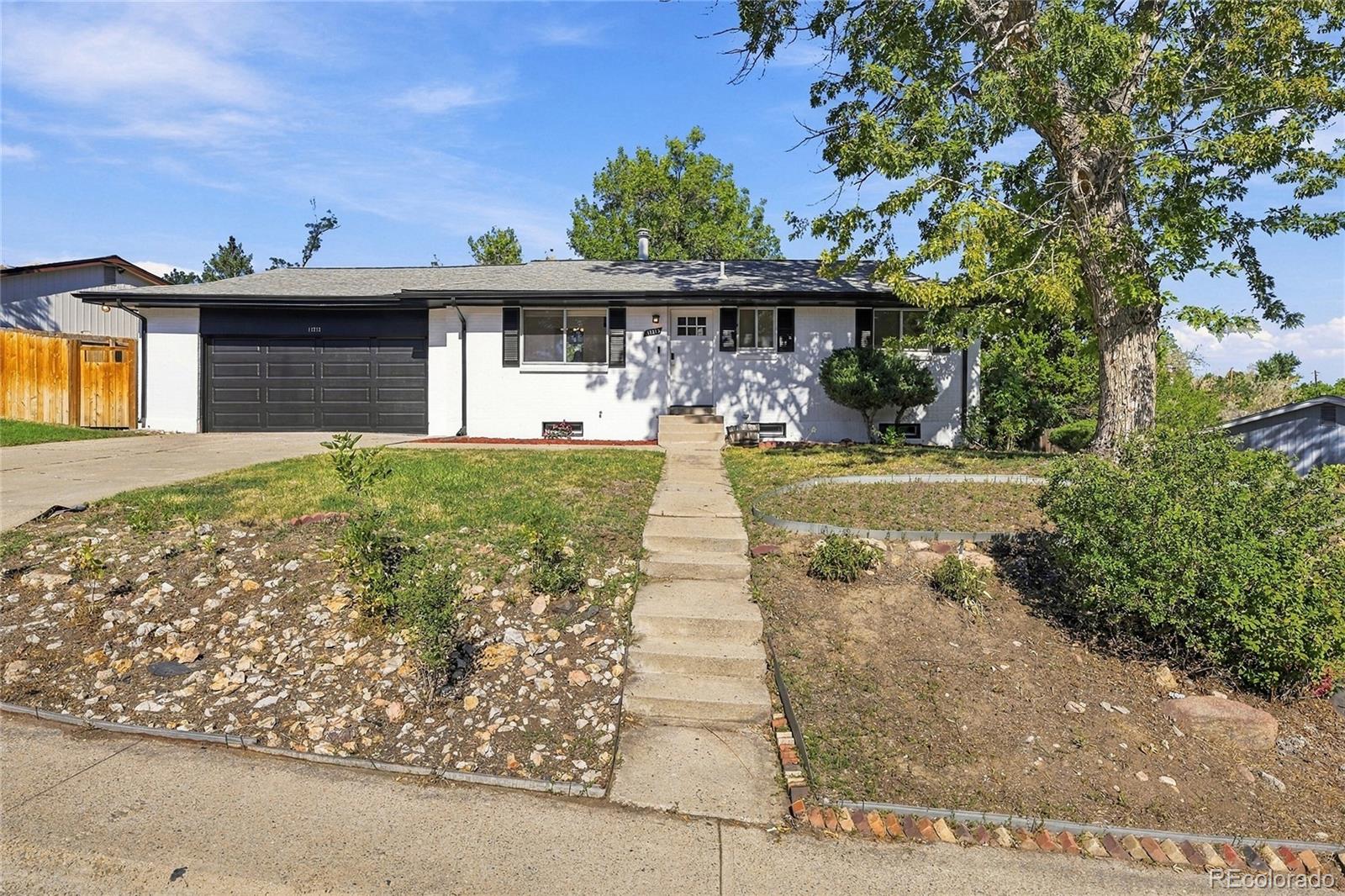 11213 W Briarwood Drive, Lakewood CO 80226