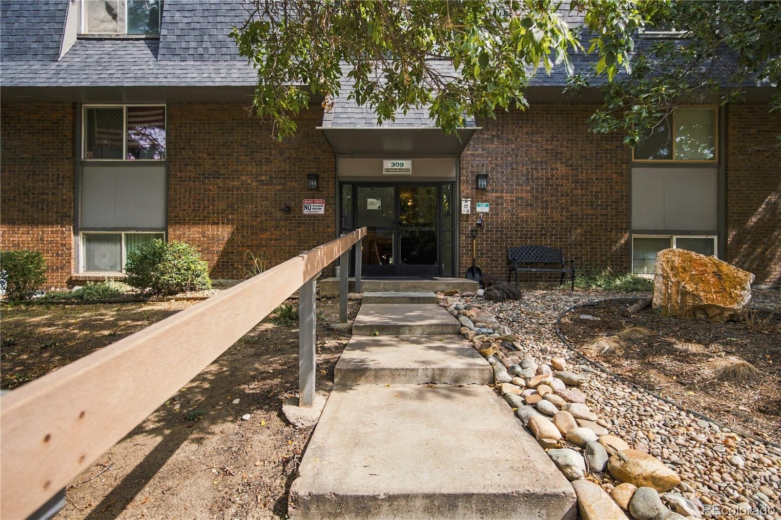 309 E Highline Circle Unit 203, Centennial CO 80122