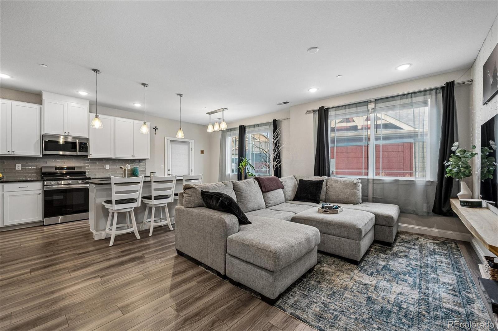 9992 W Victoria Place Unit 101, Littleton CO 80127
