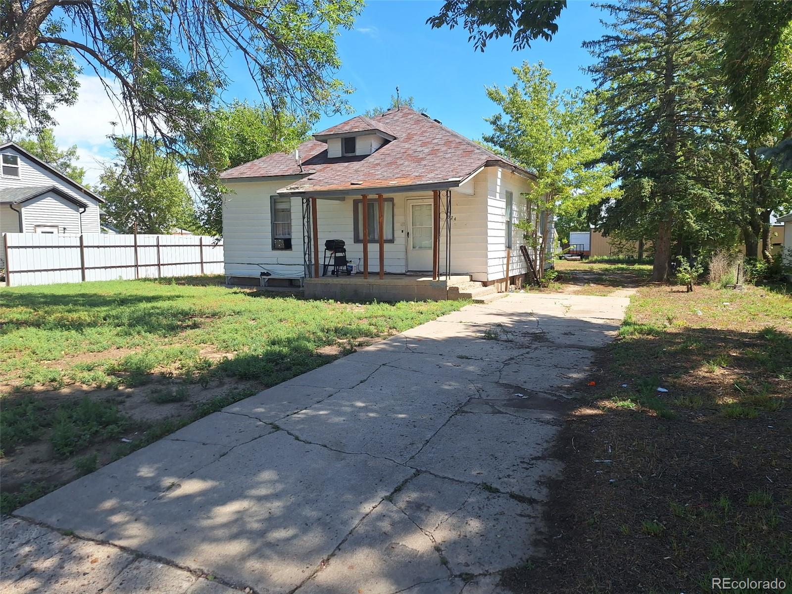 324 9th Street, Burlington CO 80807