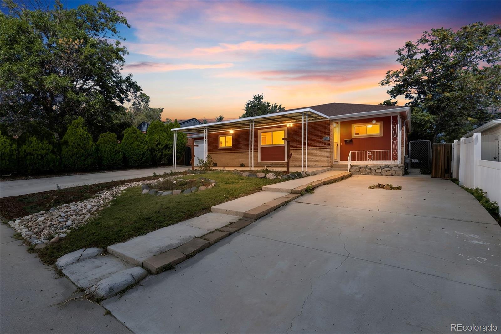 1461 E 95th Avenue, Thornton CO 80229