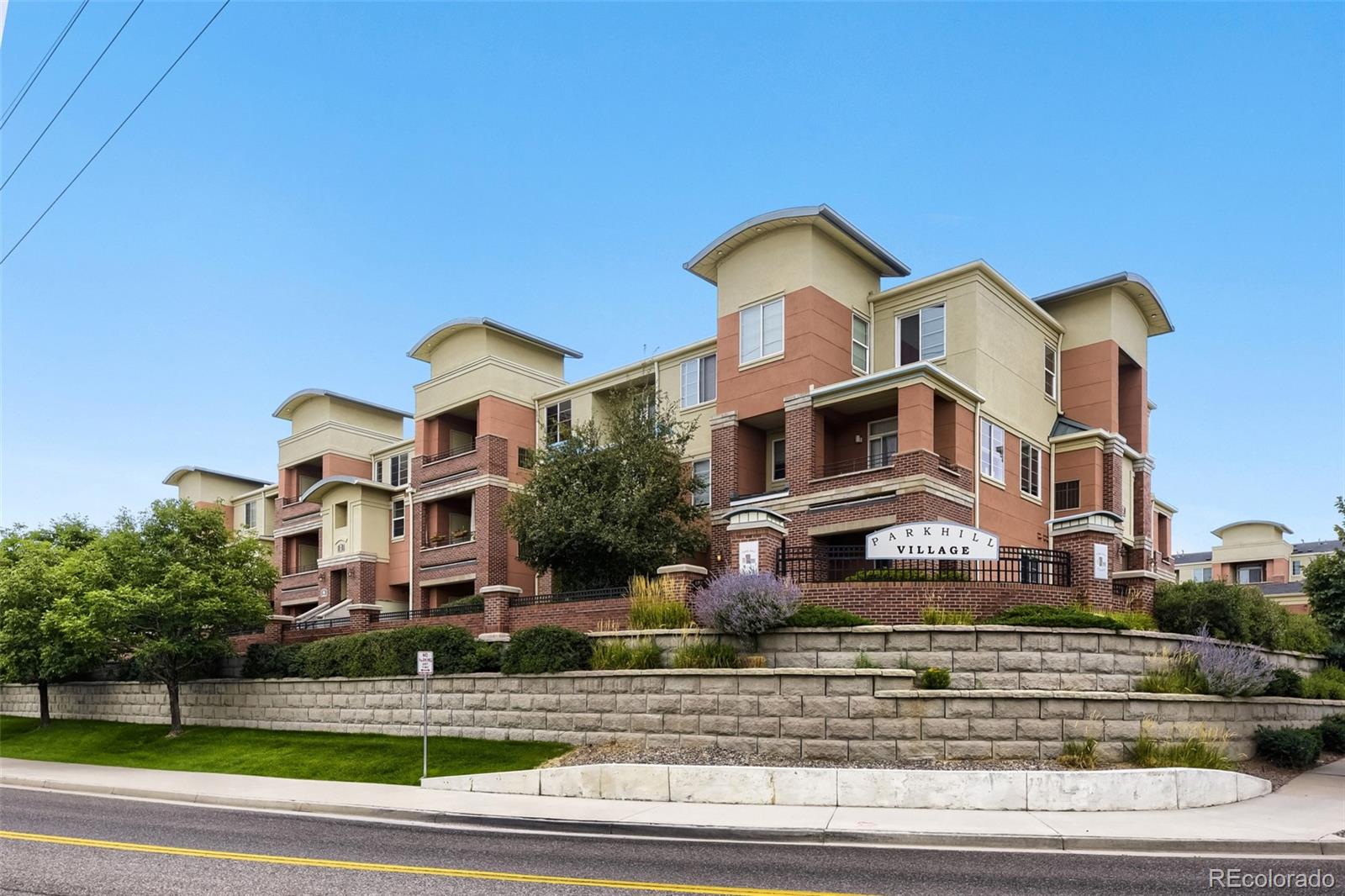 4100 Albion Street Unit 311, Denver CO 80216