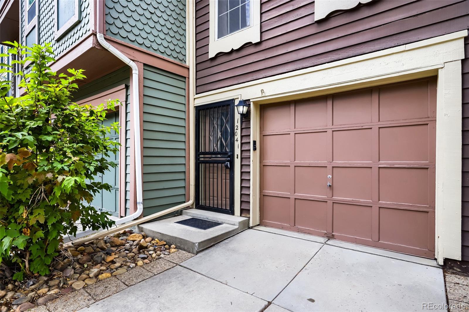 12041 E Ford Circle, Aurora CO 80012