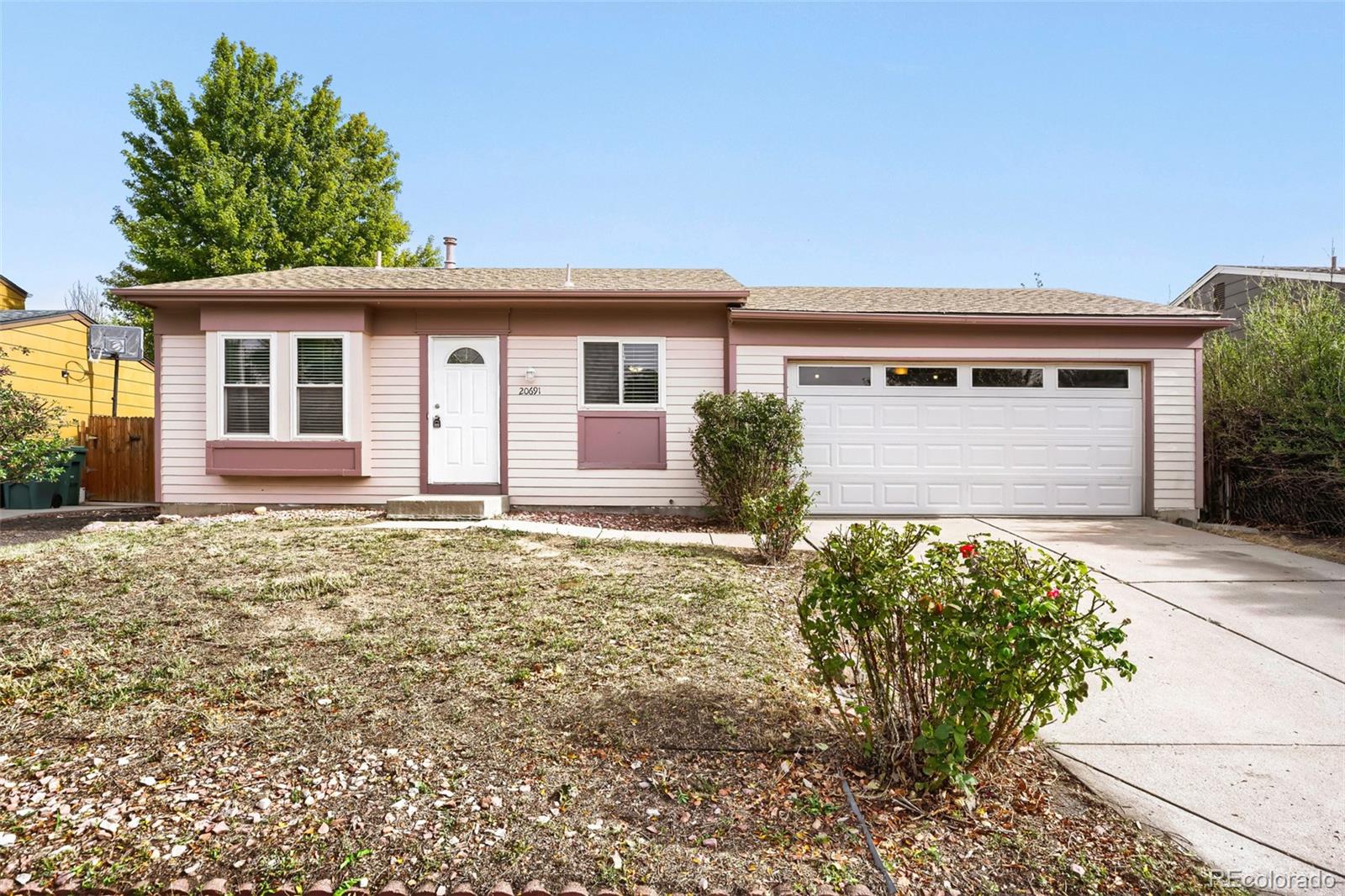 20691 E Buchanan Drive, Aurora CO 80011