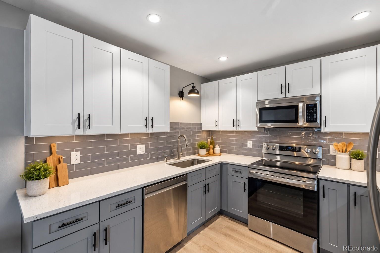 775 S Alton Way Unit 5D, Denver CO 80247