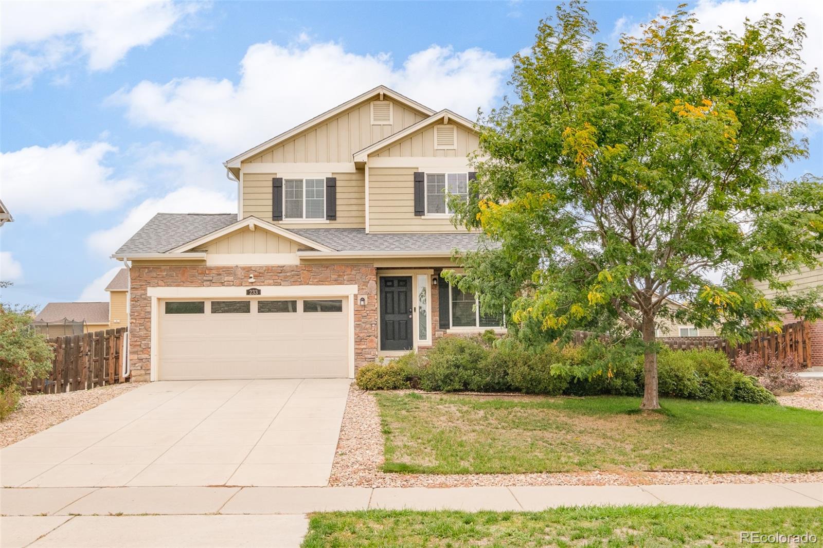 233 S New Castle Way, Aurora CO 80018