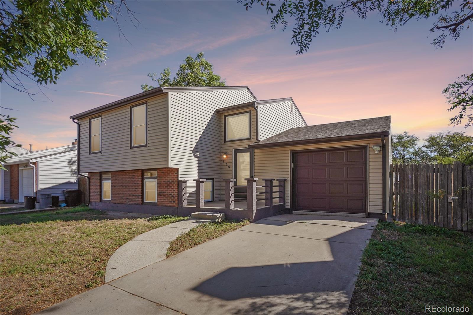 220 McKinley Drive, Bennett CO 80102