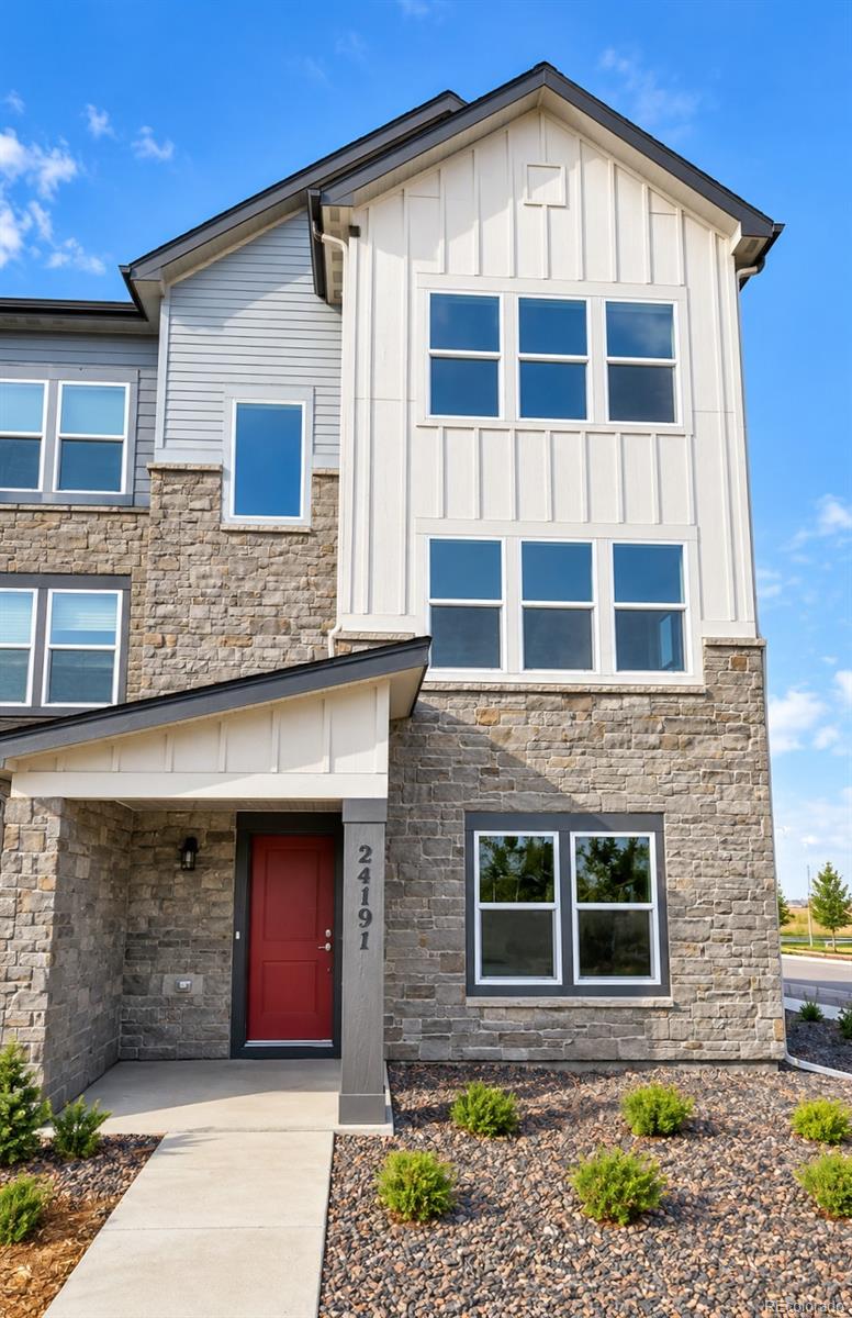 24191 E 54th Place, Aurora CO 80019
