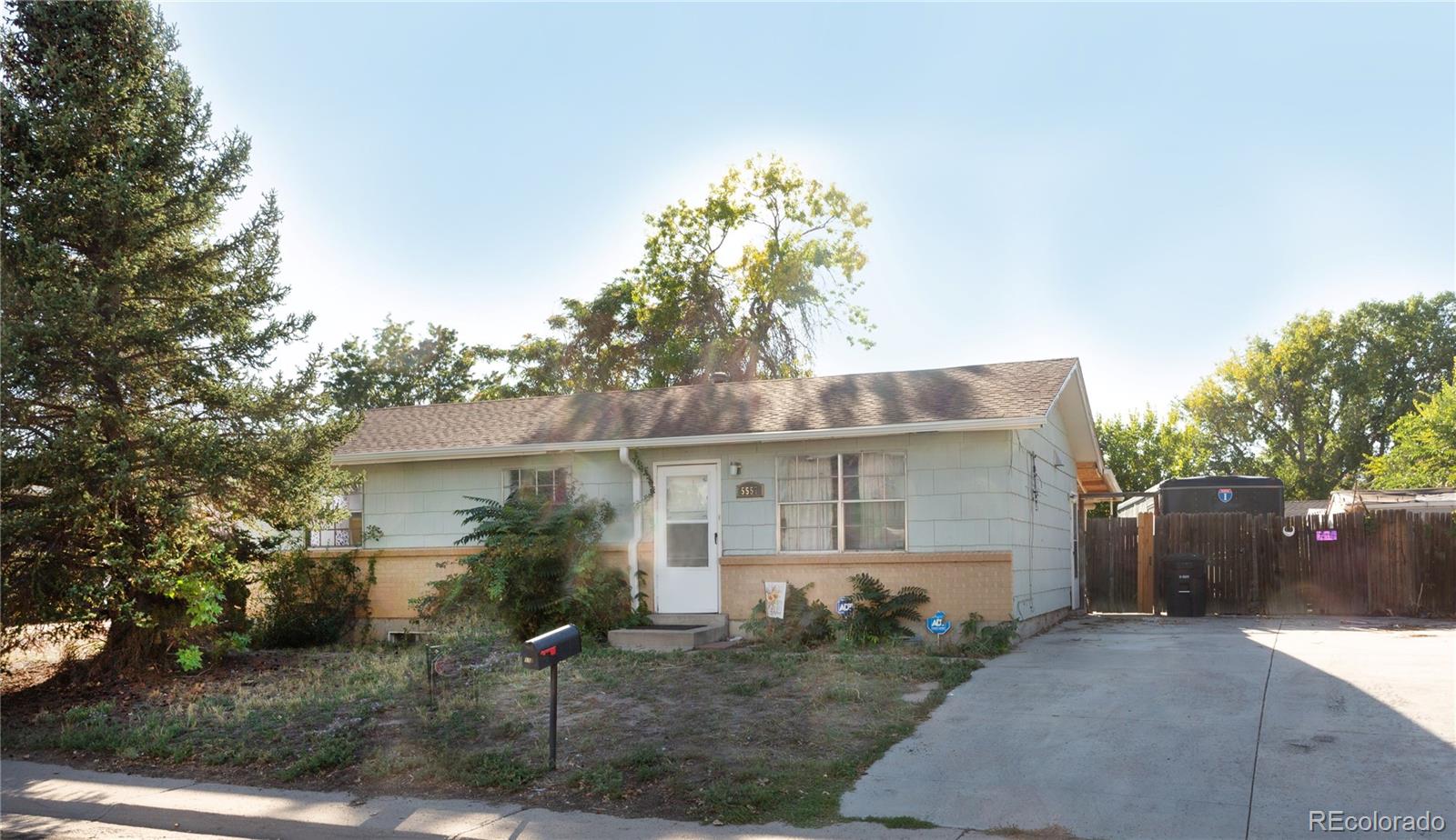 5557 Crystal Way, Denver CO 80239