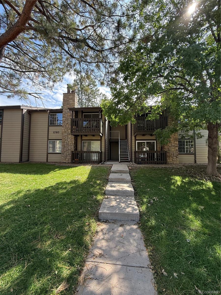 1760 S Pitkin Circle Unit B, Aurora CO 80017