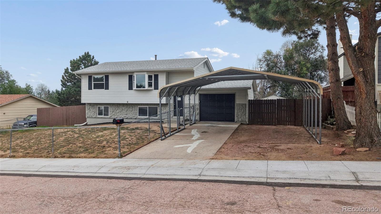 6885 Mescalero Drive, Colorado Springs CO 80915
