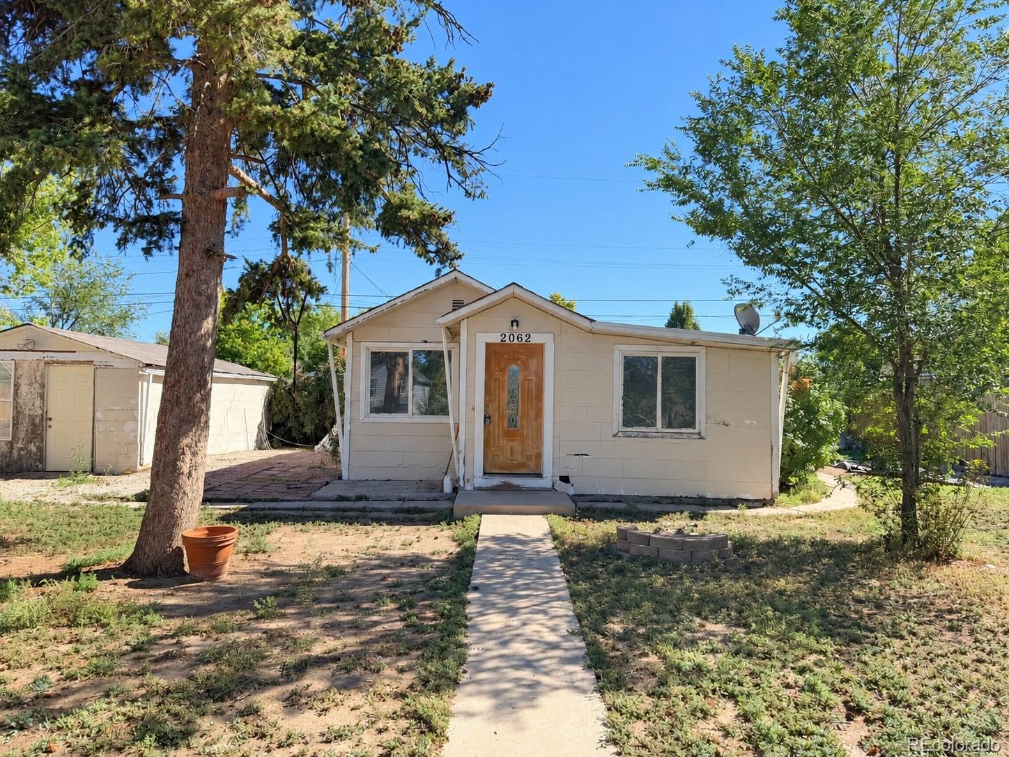 2062 Galena Street, Aurora CO 80010