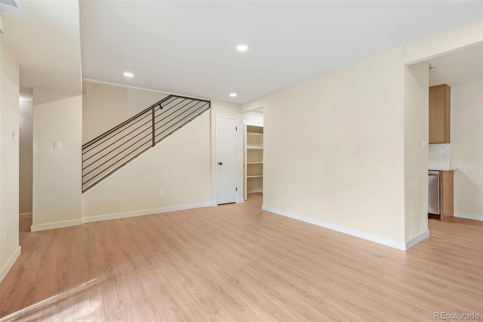 7995 E Mississippi Avenue Unit H7, Denver CO 80247