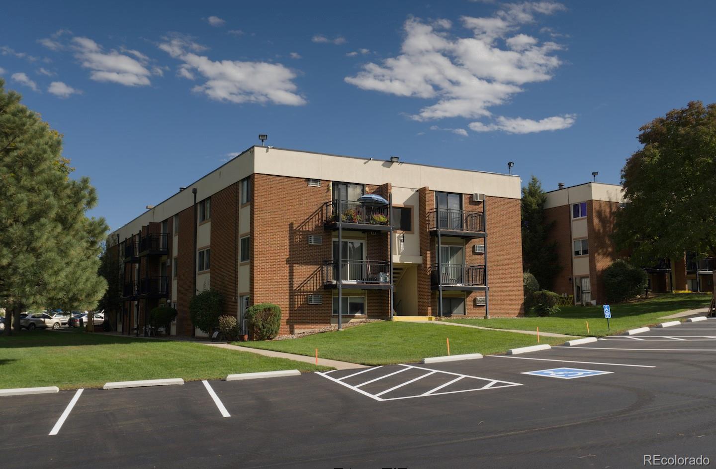 5995 W Hampden Avenue Unit 21J, Denver CO 80227