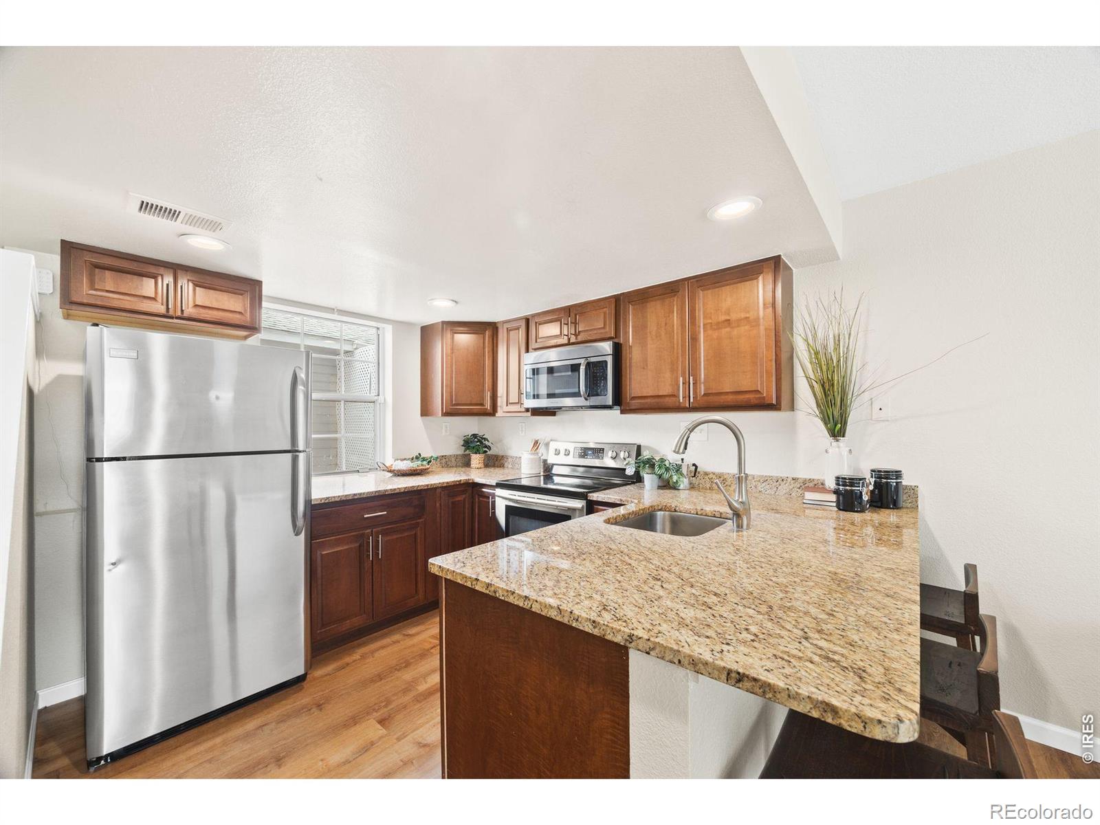 9433 Lou Drive, Thornton CO 80260