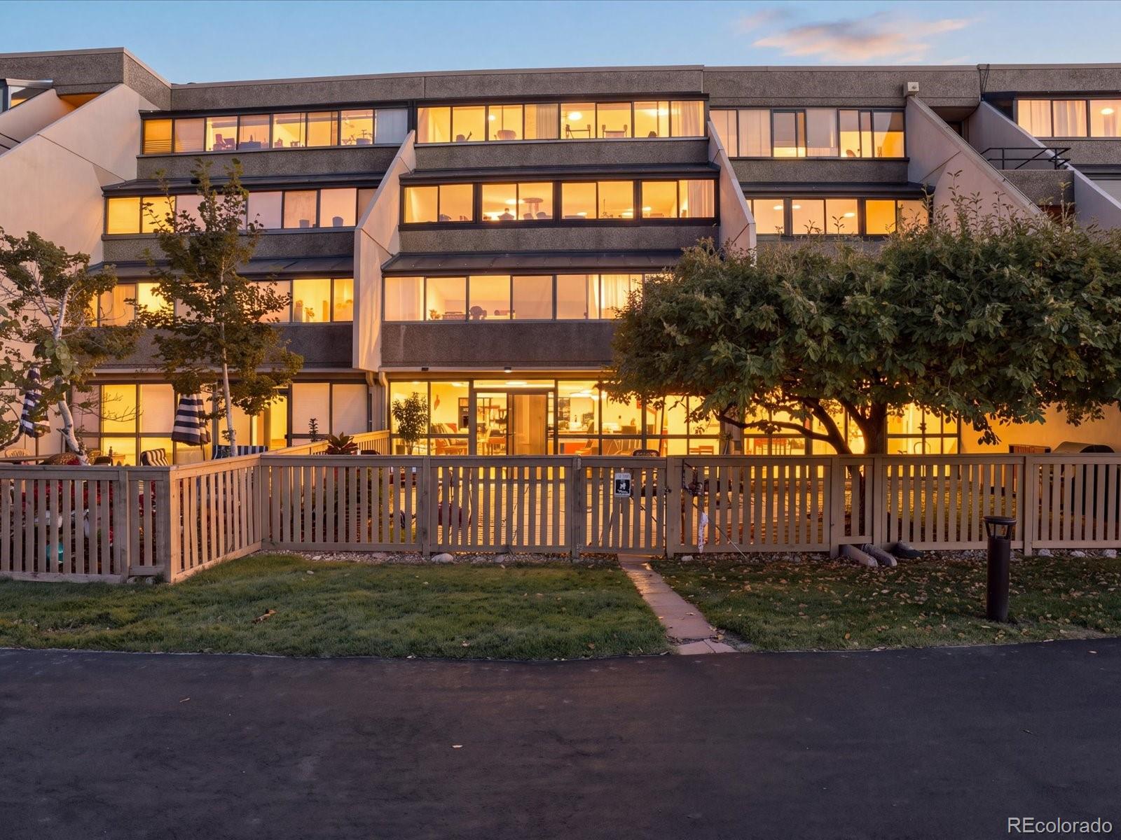 7000 E Quincy Avenue Unit 105, Denver CO 80237
