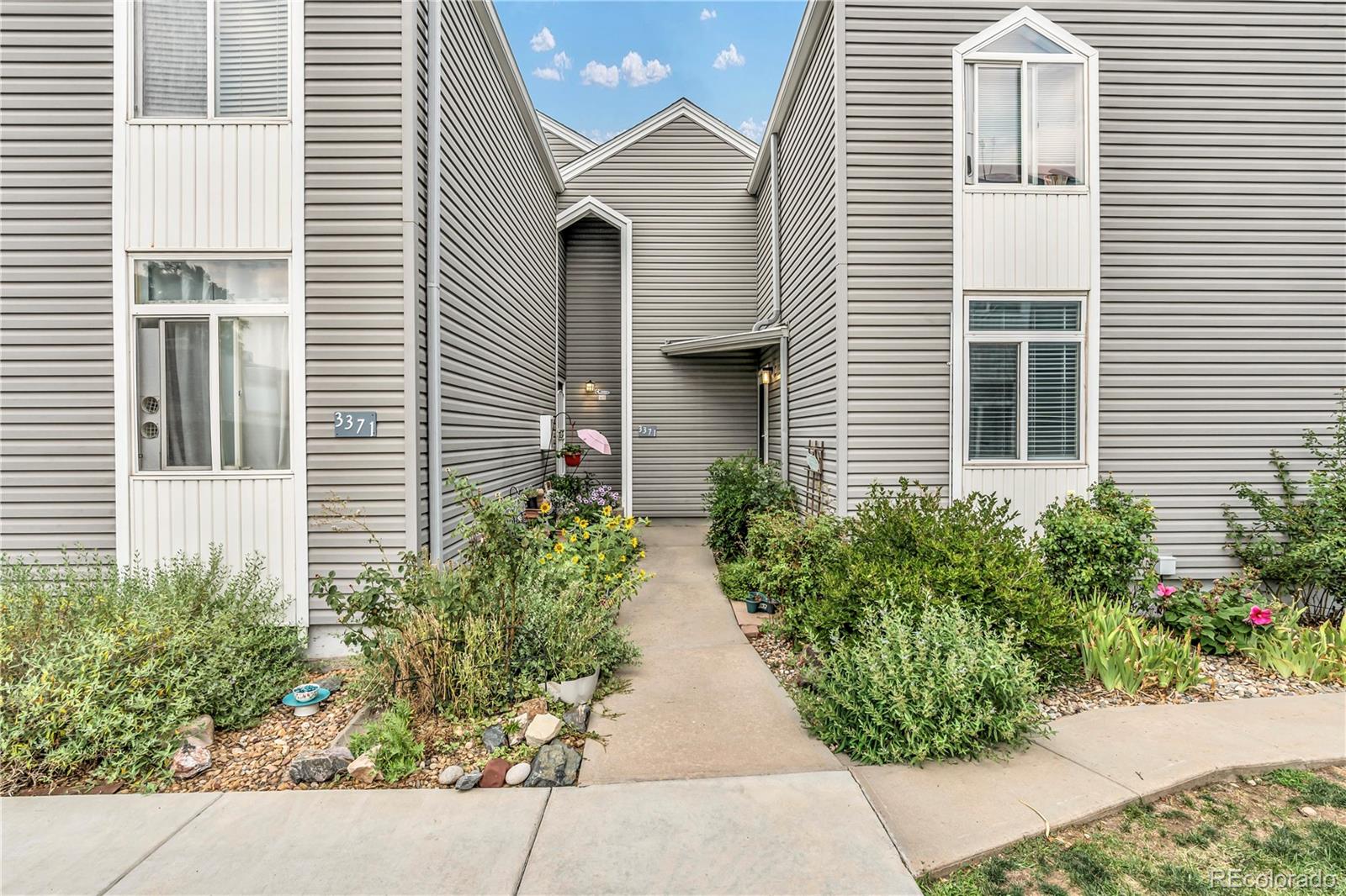 3371 S Monaco Street Parkway Unit A, Denver CO 80222