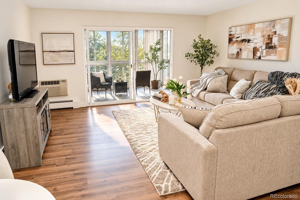 605 S Clinton Street Unit 7B, Denver CO 80247
