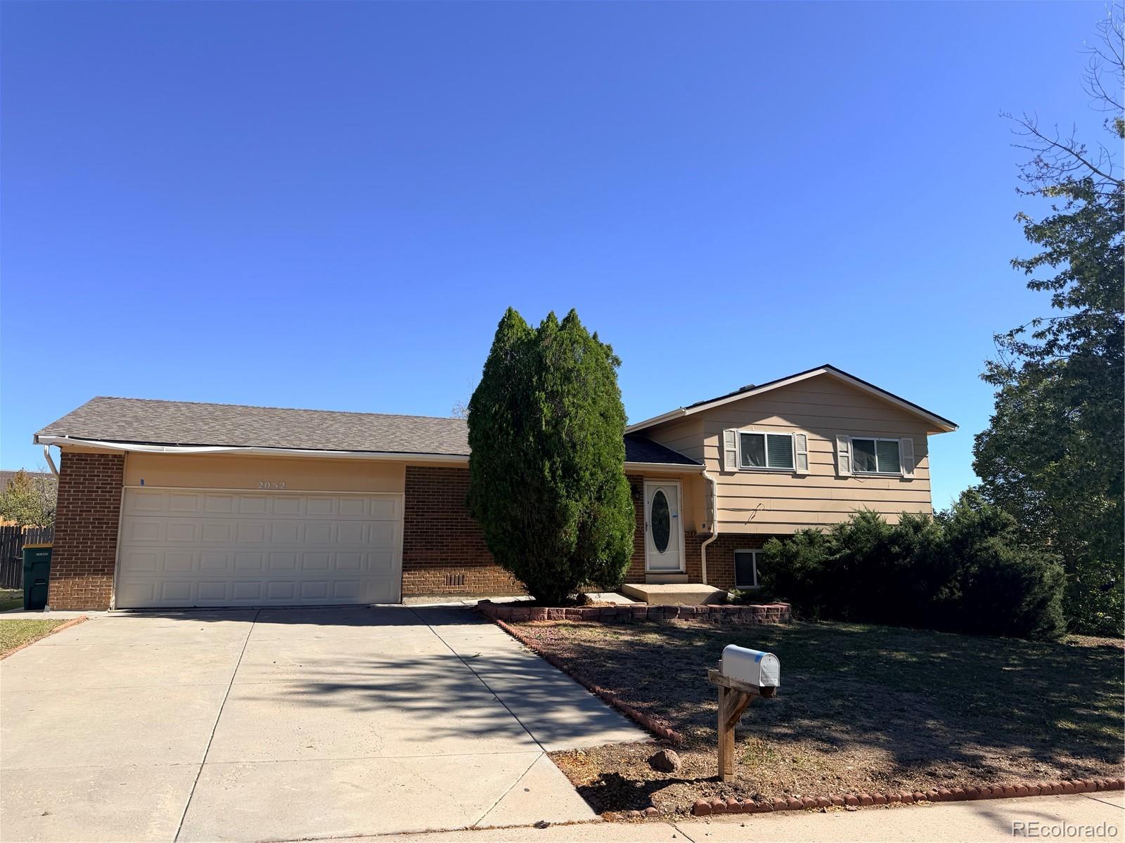 2052 S Salida Street, Aurora CO 80013