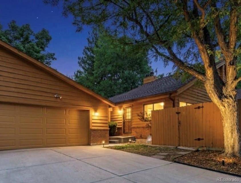 59 S Eagle Circle, Aurora CO 80012